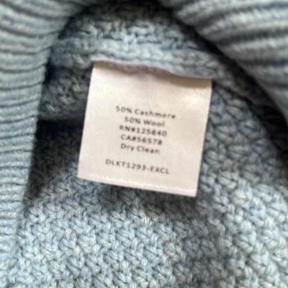 New! Intermix medium Adley cashmere/wool cable knit sweater. - Picture 9 of 12